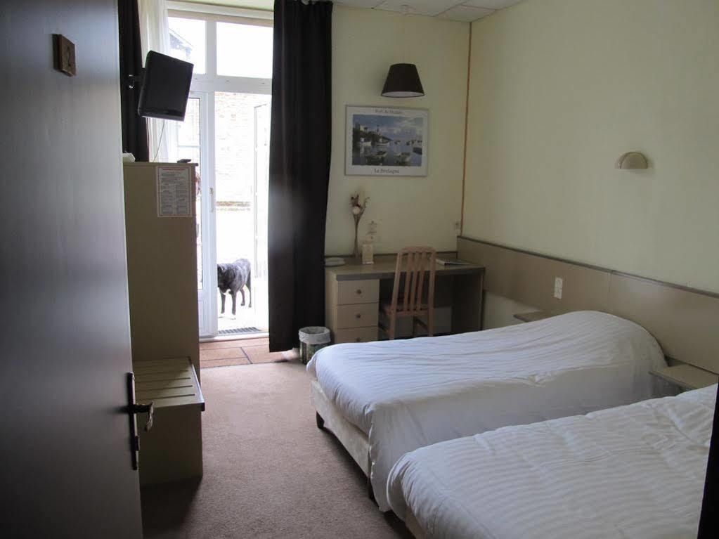 Hotel La Québécoise Dinan Esterno foto